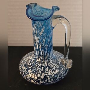 VINTAGE PILGRIM ART GLASS PITCHER HANDBLOWN 4" BLUE & WHITE